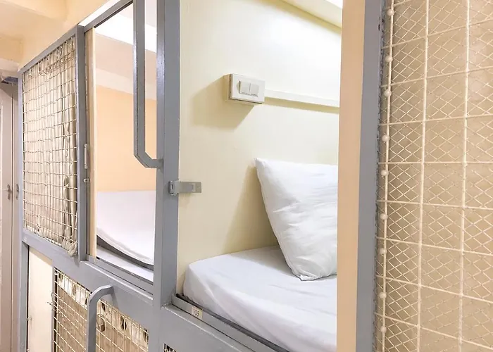 Affordable Near Makati 膠囊旅館
